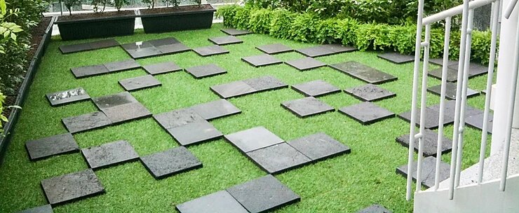 Artificial Turf Carpet Grass at Bellevue Condominium Rooftop garden