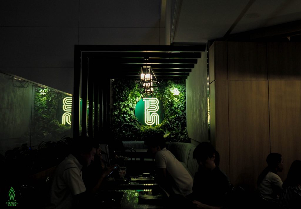 green wall restaurant singapore